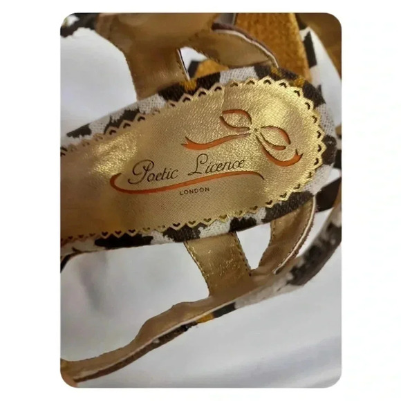 Poetic Licence Behave Yourself  Animal Canvas T Strap Wedge Peep Toe Size 39.5 - Picture 9 of 10